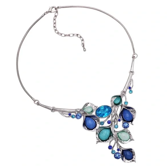 NWOT 2pc Rosemarie Collection Blue Crystal Floral Leaf & Necklace & Earring Set - Picture 3 of 3